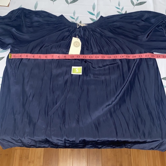 Paris Long Sleeve Blouse In Navy - Picture 7 of 8